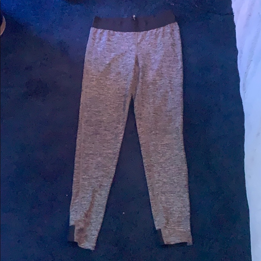 Heather gray Aeropostale banded legging